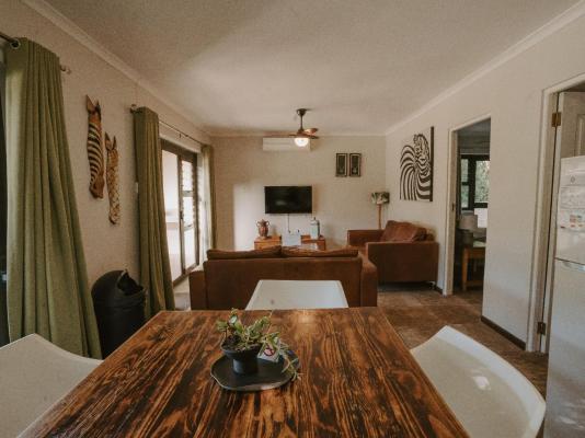 Room image 6