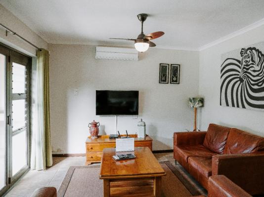Room image 12