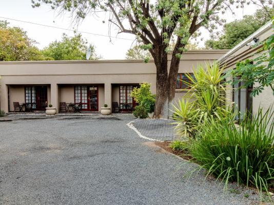 The Nightingale Guesthouse - 285314