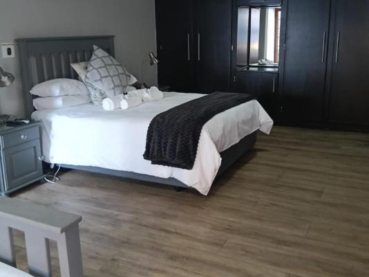 The Nightingale Guesthouse - 285328