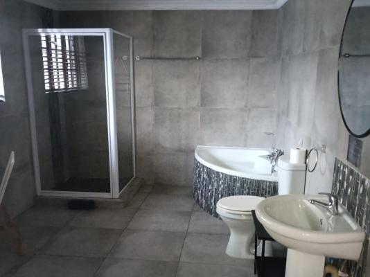 The Nightingale Guesthouse - 285332