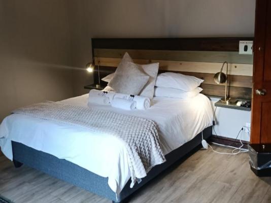 The Nightingale Guesthouse - 285335