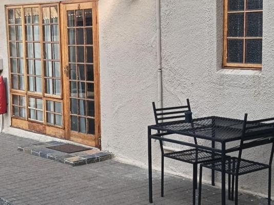The Nightingale Guesthouse - 285338