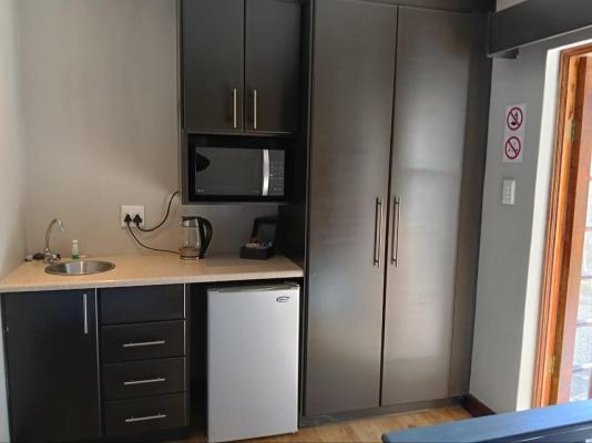 The Nightingale Guesthouse - 285340