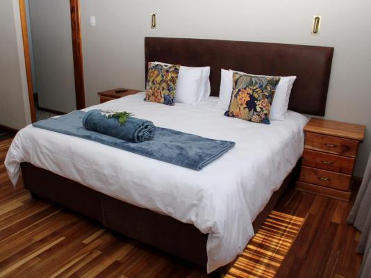 Room image 2