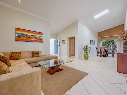 Hajo's Lodge & Spa - 285564