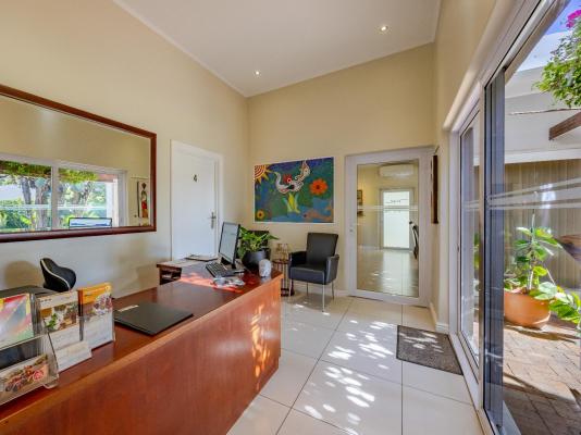 Hajo's Lodge & Spa - 285573