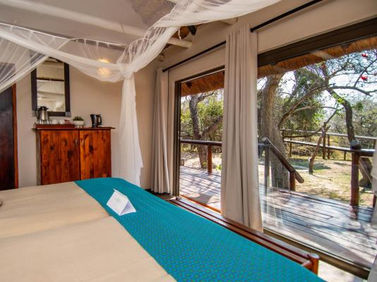 Room image 4