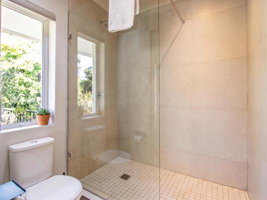 Oak Manor Boutique Guest House - 285783