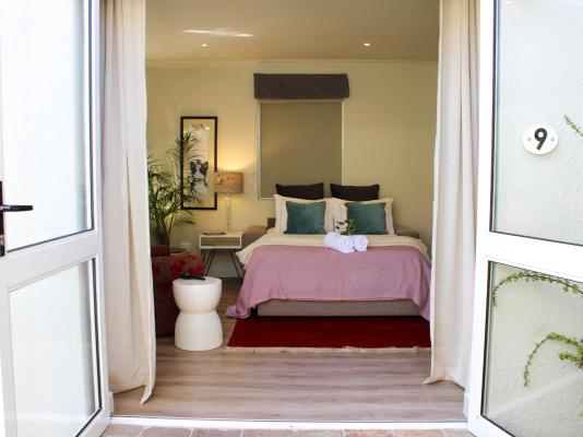 Oak Manor Boutique Guest House - 285792