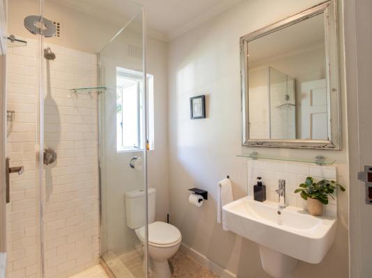 Oak Manor Boutique Guest House - 285816