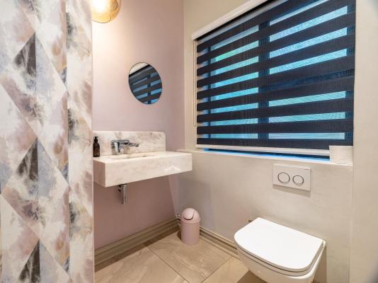 Room image 6