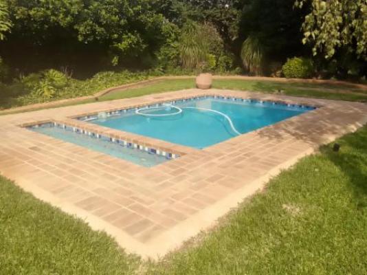 Wilmpie Gastehuis - Swimming pool