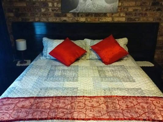 Room image 5