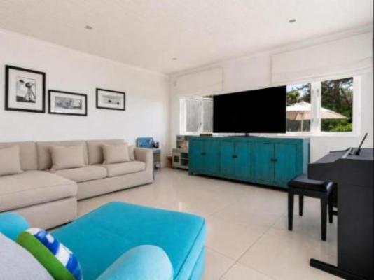 The Oak Llandudno - Living Room