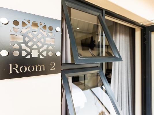 Room image 1
