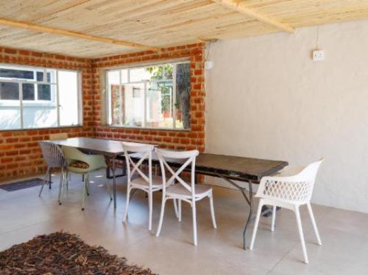 The Valley Escape - Dining area