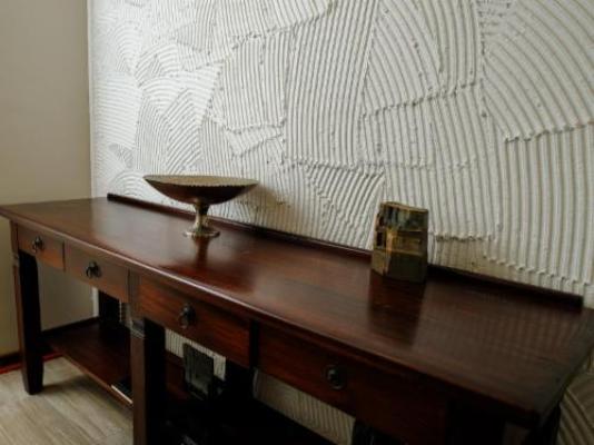 The Valley Escape - Decorative detail