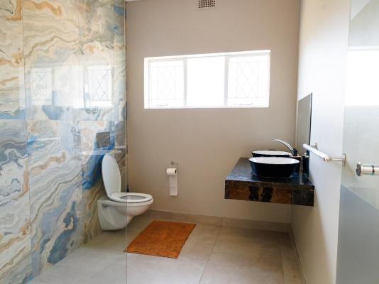 Room image 7