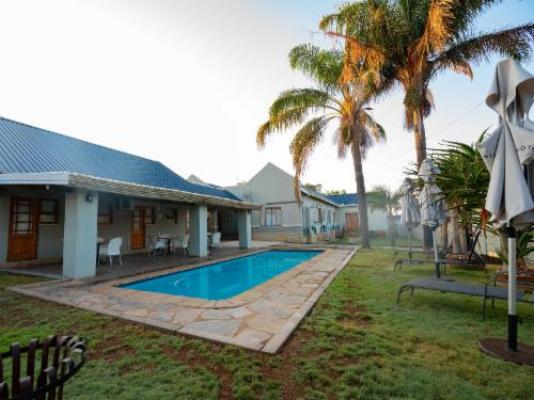 Presidents Boutique Lodge - Swimming pool
