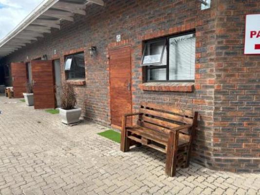 Conti-inn guesthouse - Property / Building
