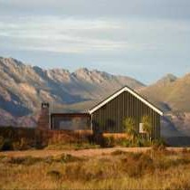 Smitten Guest Cottages - Property / Building