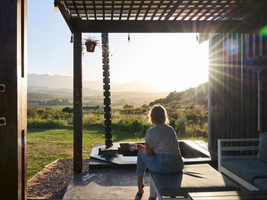 Smitten Guest Cottages - 286379