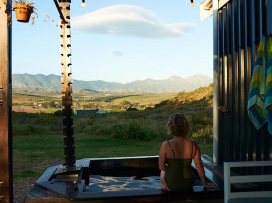 Smitten Guest Cottages - 286385