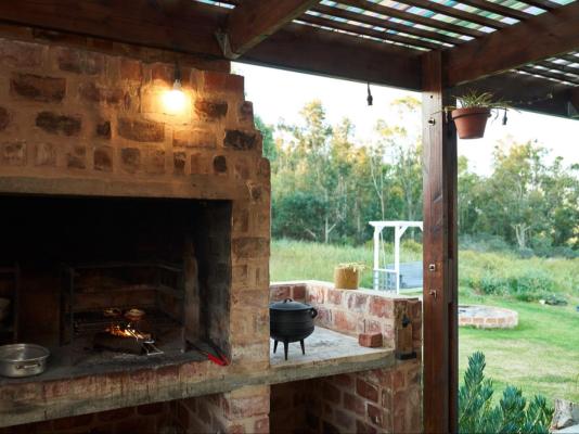 Smitten Guest Cottages - 286386