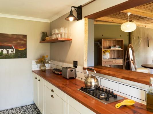 Smitten Guest Cottages - 286396