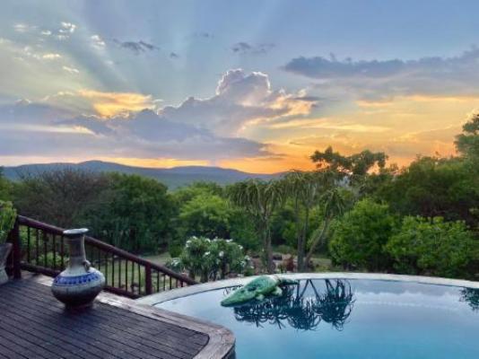 Fevertree Lodge - Pool view