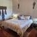 Merwespont River Life Guesthouses & Farm - Bed