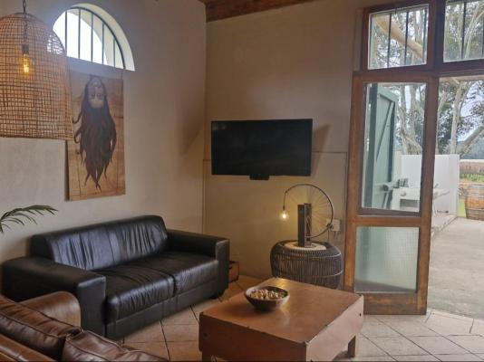 Room image 9