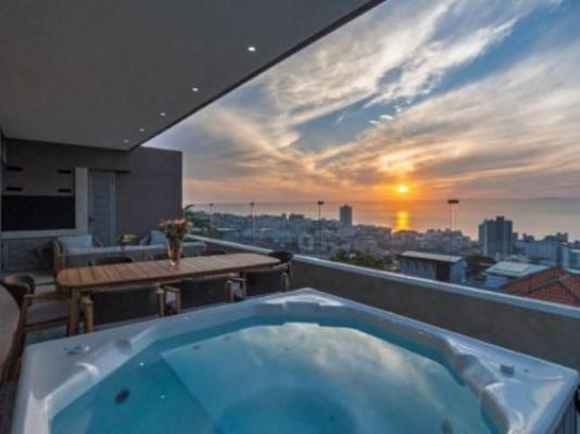 Cliff Lux Apartments - View (from property/room)