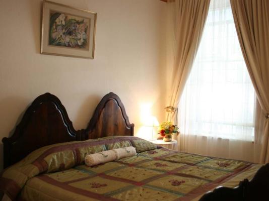 Room image 1
