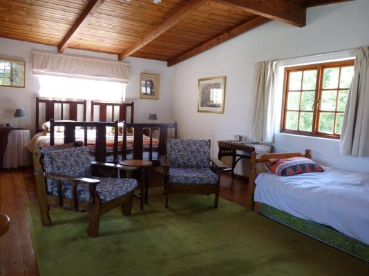 Room image 3