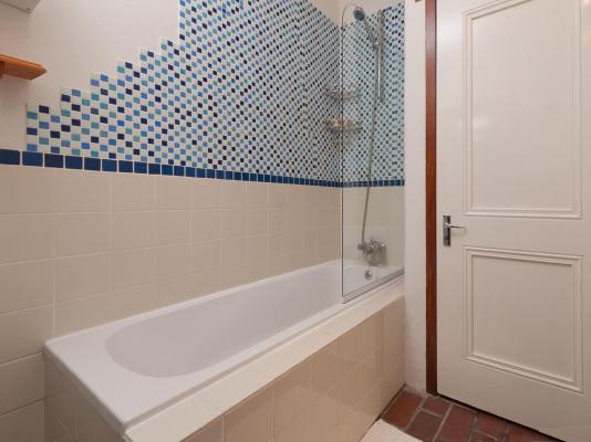 La Galiniere Guest Cottages - 287000