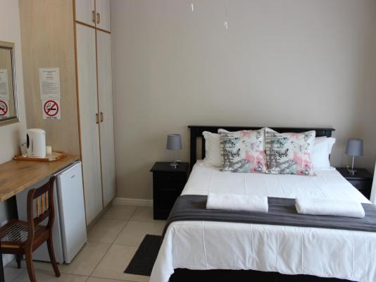 Room image 5