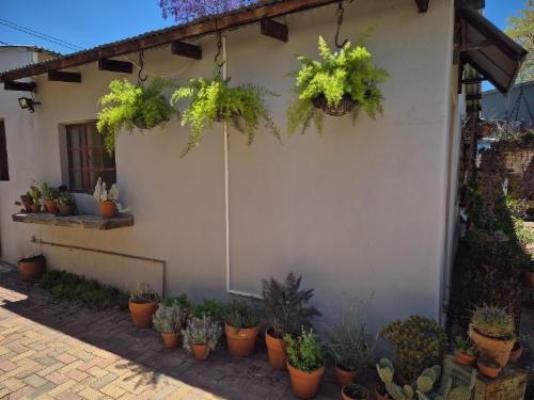 Sousie's Accommodation - Property / Building