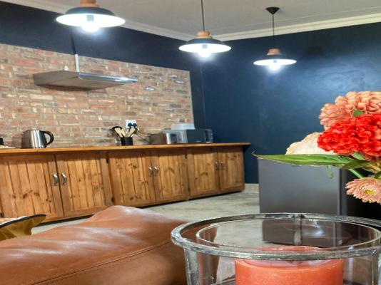 Sousie's Accommodation - 287223