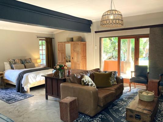 Sousie's Accommodation - 287234