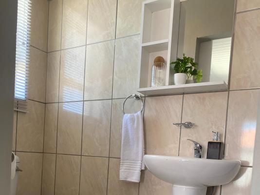 Kolgans Guest House - 287300