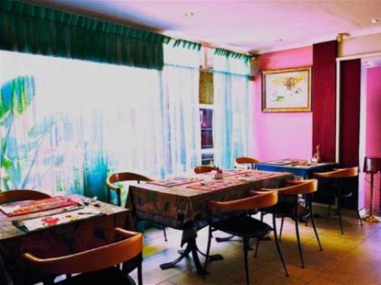 Brooklyn Lodge - Dining area