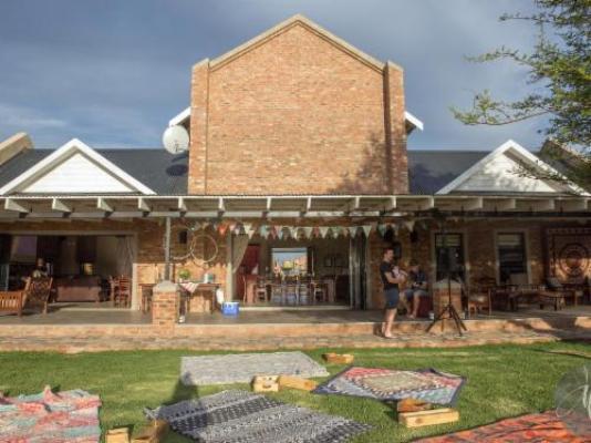 2 Owls Guesthouse - Property / Building