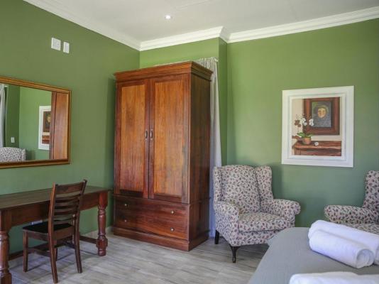 2 Owls Guesthouse - 287534