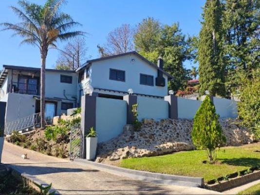 The Haven: Make our Home your Home Guesthouse - Property / Building