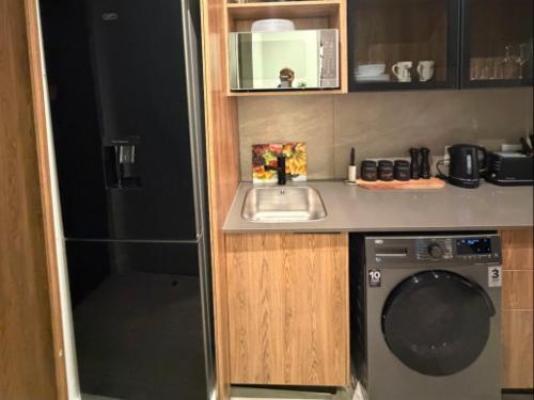 830 Prestigious Residential Menlyn Maine Triology - Kitchenette
