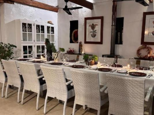 Mo & Rose Nature Retreat - Dining area