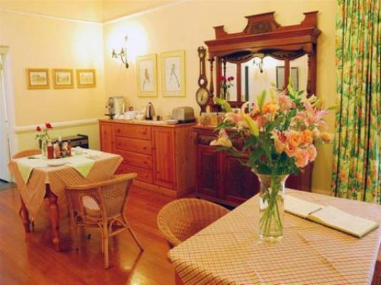 Purcrest Guest House - Dining area