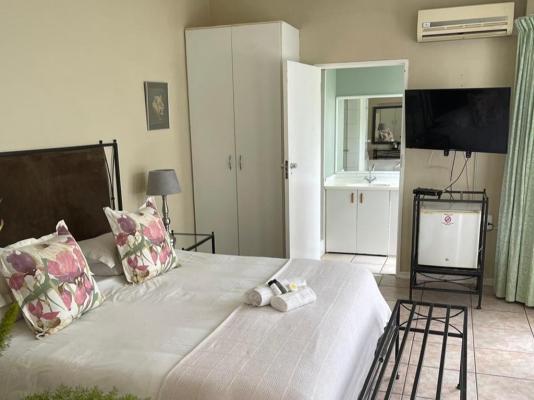 Purcrest Guest House - 287870